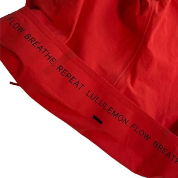 Lululemon Men's Current State Red Orange Board Short 9" - Size 30W - Picture 4 of 5